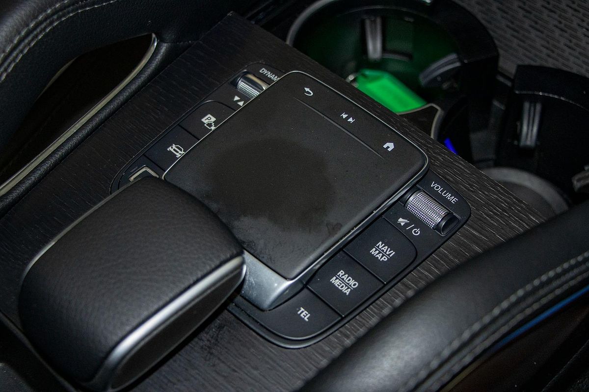 V167 805+055MY GLE300 d Editio n 7 WAG 9G 9sp