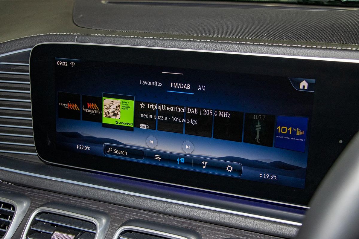 V167 805+055MY GLE300 d Editio n 7 WAG 9G 9sp
