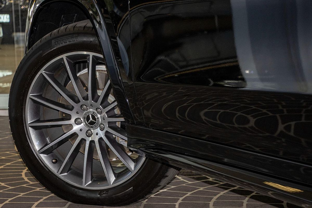V167 805+055MY GLE300 d Editio n 7 WAG 9G 9sp