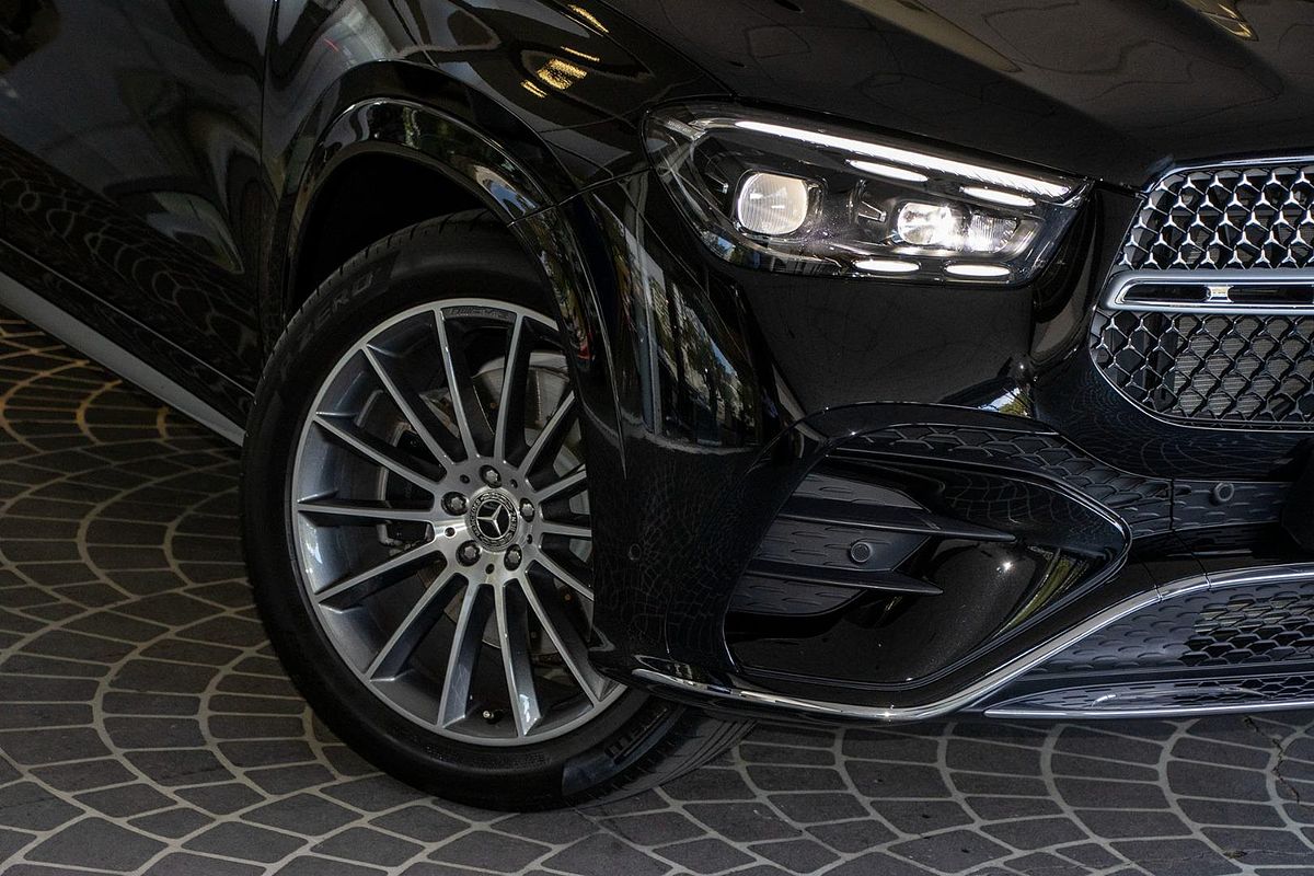 V167 805+055MY GLE300 d Editio n 7 WAG 9G 9sp