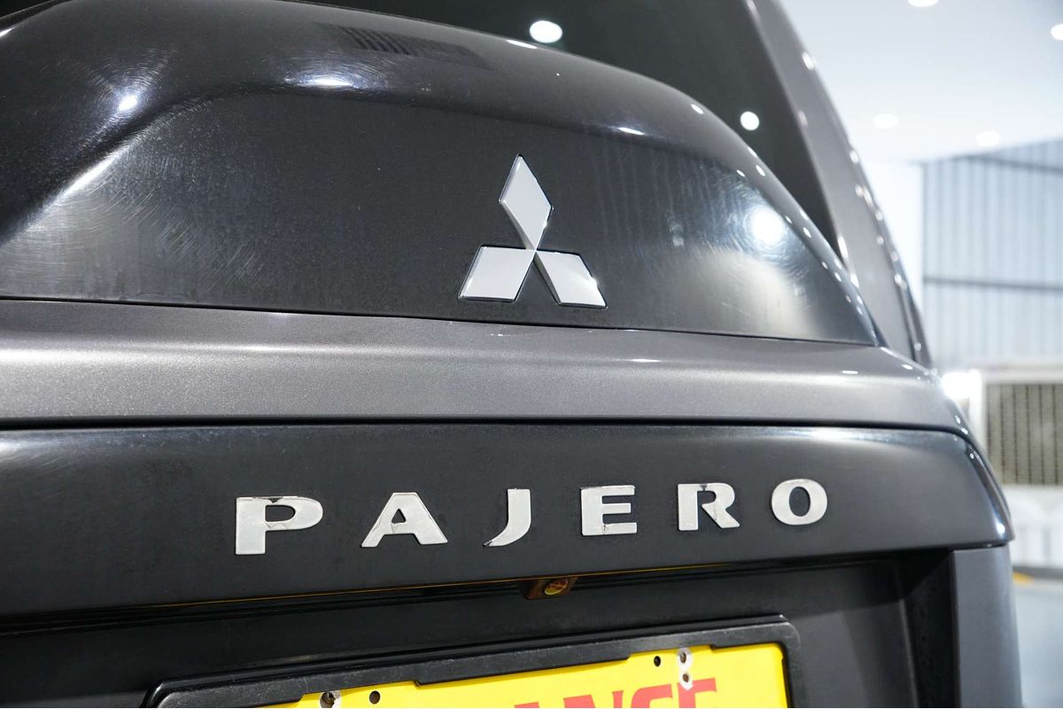 2018 Mitsubishi Pajero GLX NX