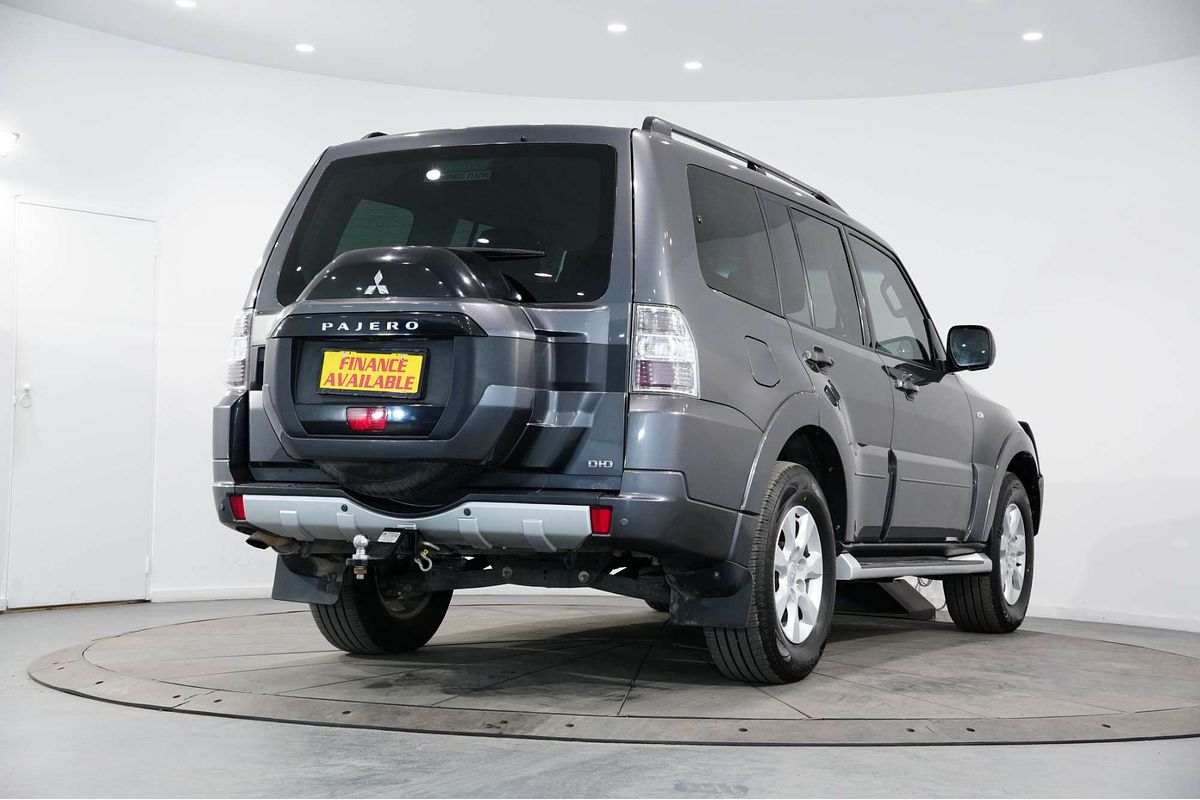 2018 Mitsubishi Pajero GLX NX