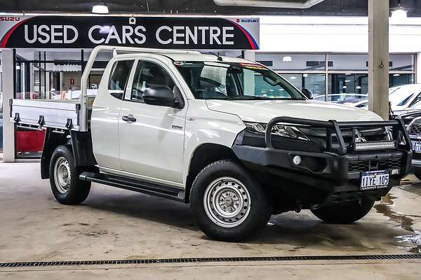 2022 Mitsubishi Triton GLX MR 4X4
