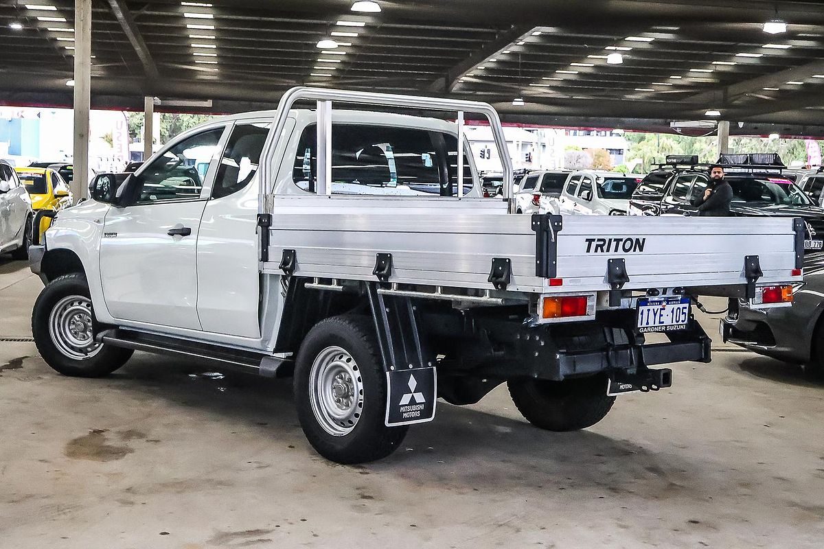 2022 Mitsubishi Triton GLX MR 4X4
