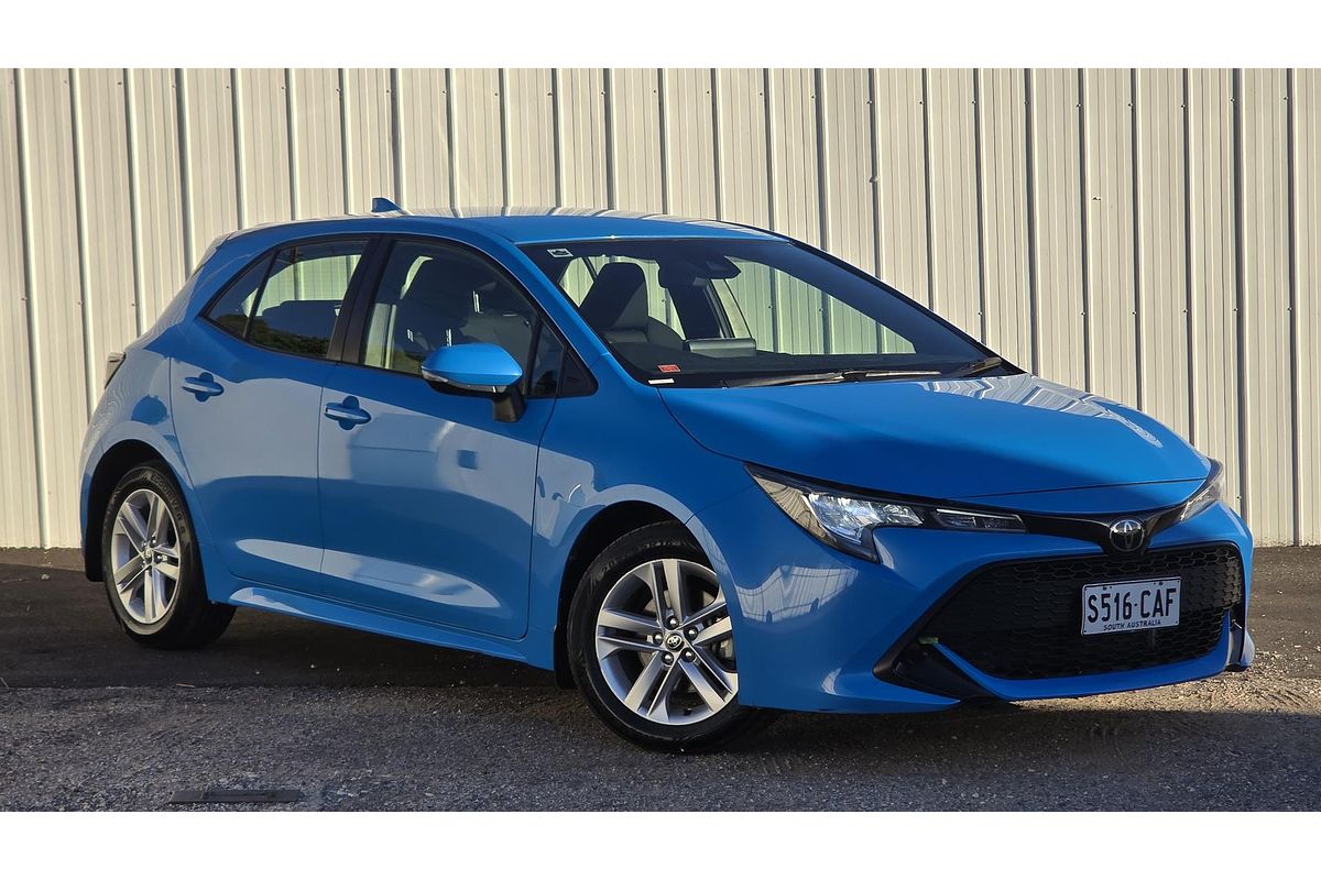 2018 Toyota Corolla Ascent Sport MZEA12R