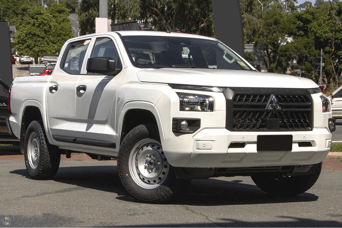 2025 Mitsubishi Triton GLX MV