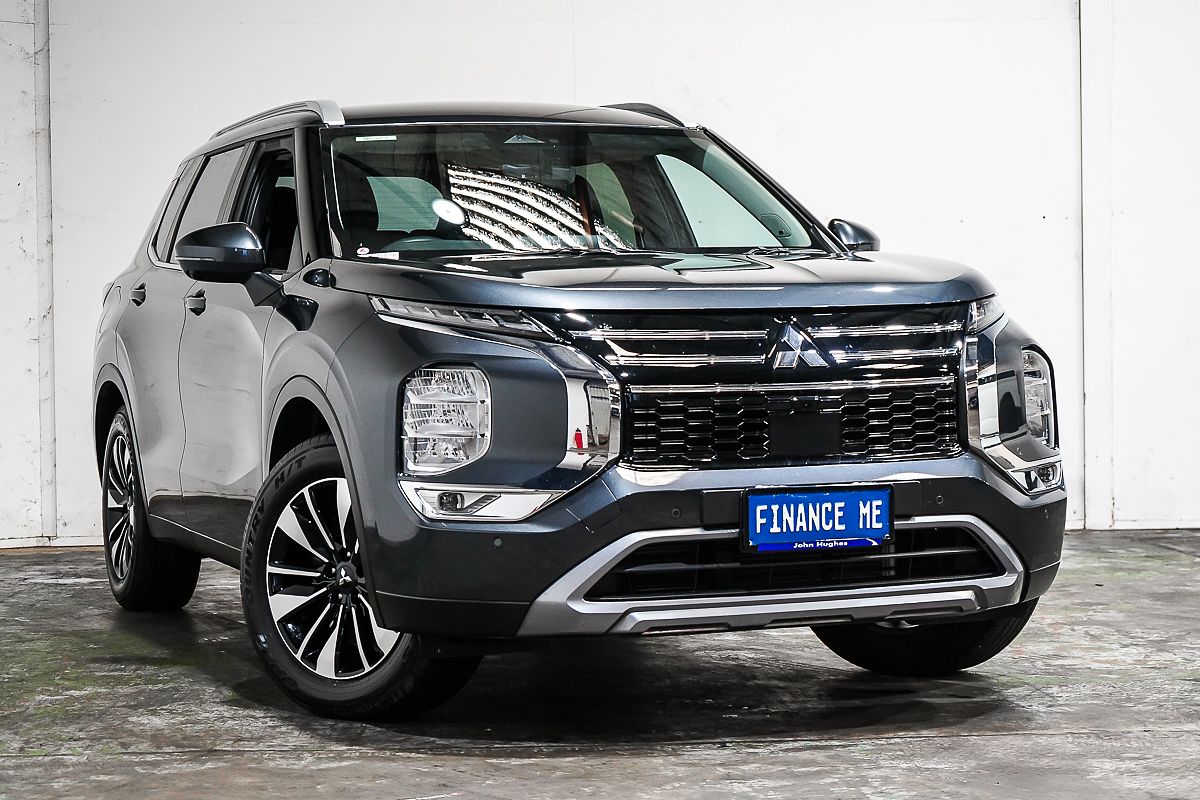 2025 Mitsubishi Outlander LS ZM