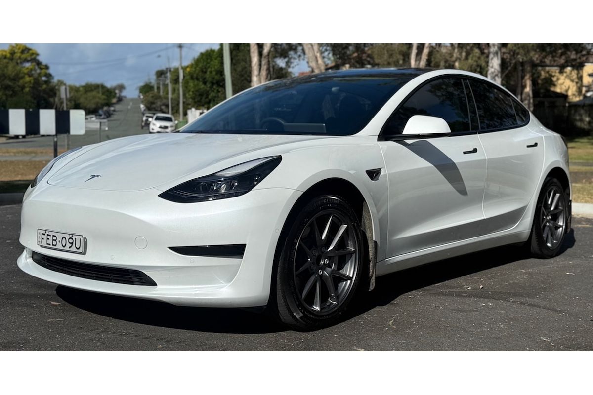 2023 Tesla Model 3 Rear-Wheel Drive