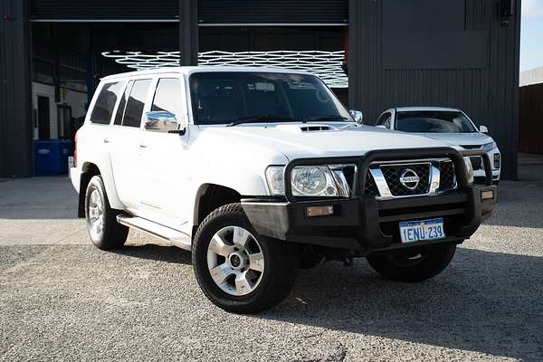 2010 Nissan Patrol ST GU 7