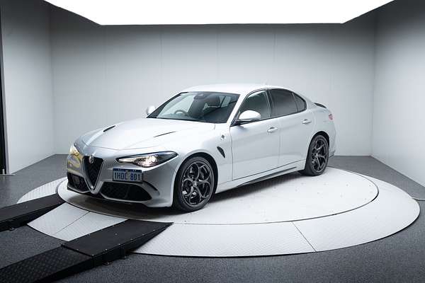 2019 Alfa Romeo Giulia Quadrifoglio