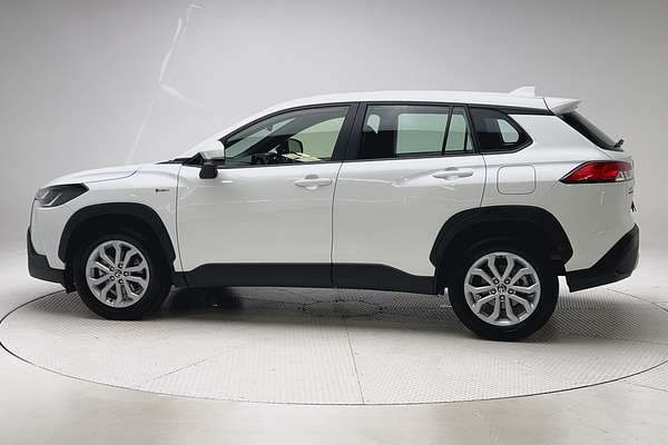 2024 Toyota Corolla Cross GX MXGH10R thumb-3