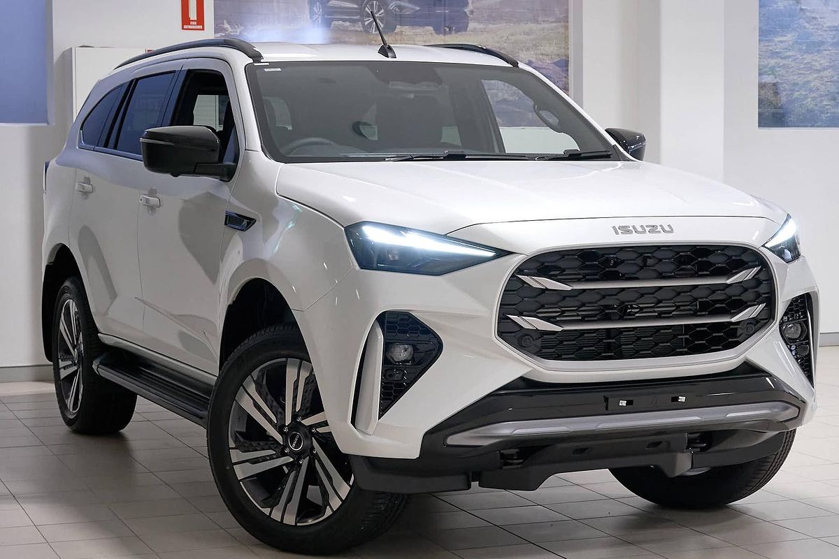 2026 Isuzu MU-X LS-T