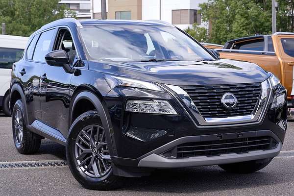 2025 Nissan X-TRAIL ST T33