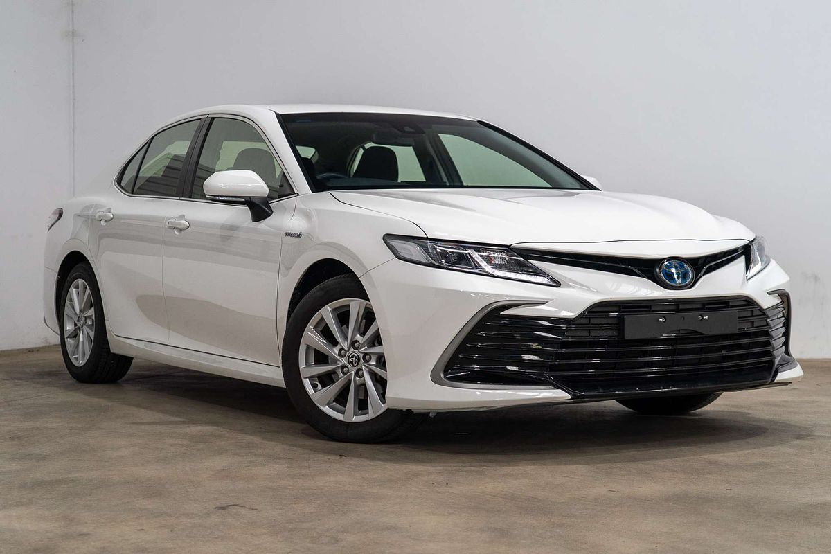 2024 Toyota Camry Ascent AXVH70R