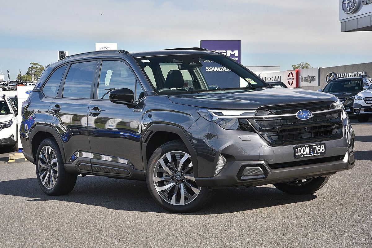 2025 Subaru Forester Hybrid Touring S6
