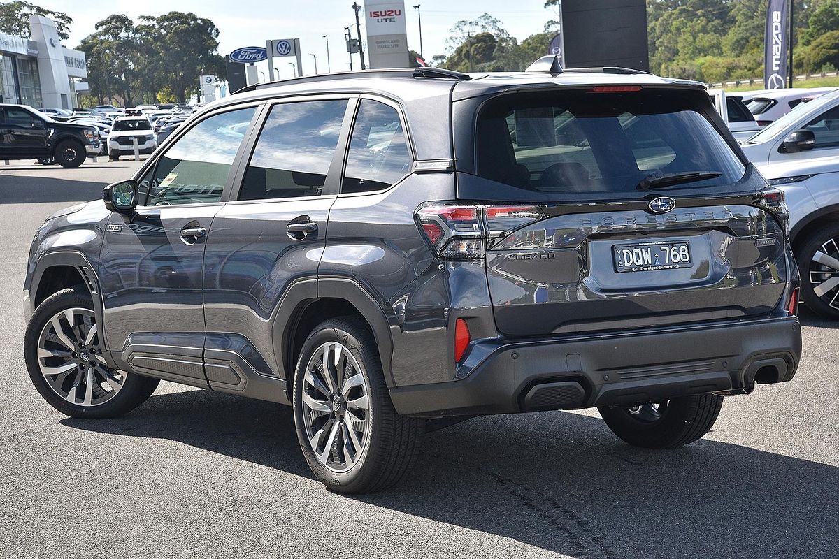 2025 Subaru Forester Hybrid Touring S6