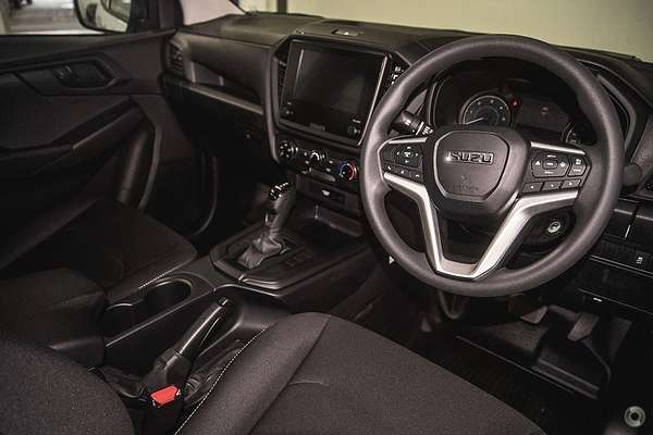 2025 Isuzu D-MAX SX High Ride Rear Wheel Drive thumb-4