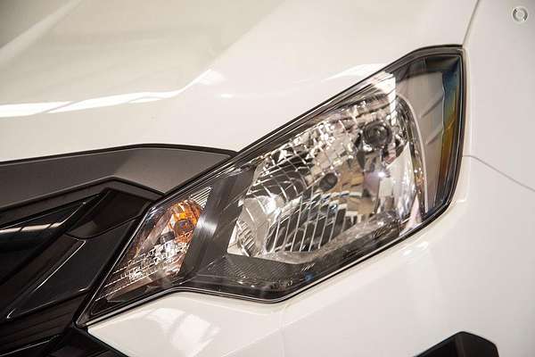 2025 Isuzu D-MAX SX High Ride Rear Wheel Drive thumb-14