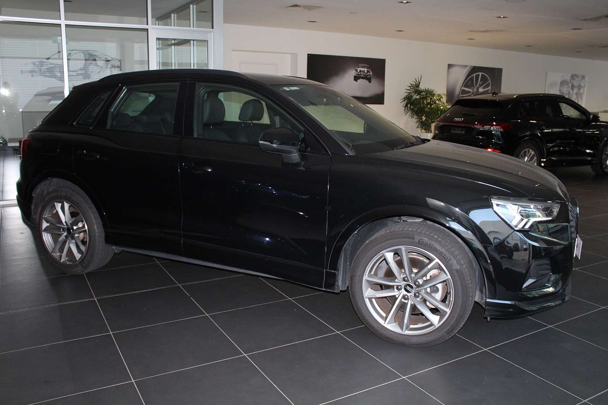 2022 Audi Q3 40 TFSI F3