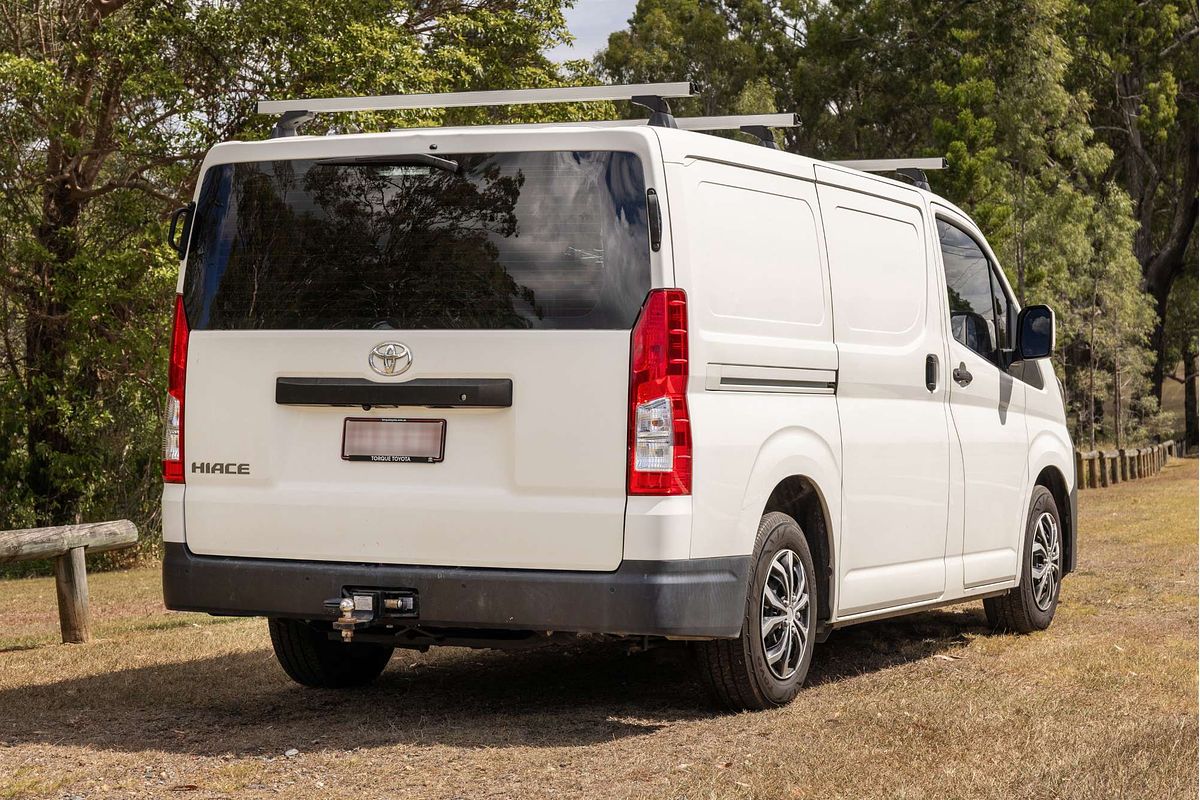 2021 Toyota Hiace GDH300R LWB