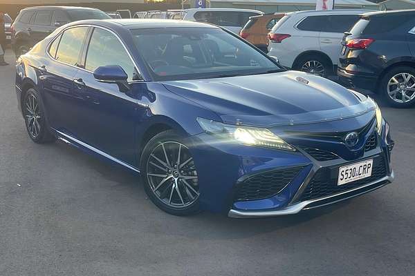 2022 Toyota Camry SL AXVH70R