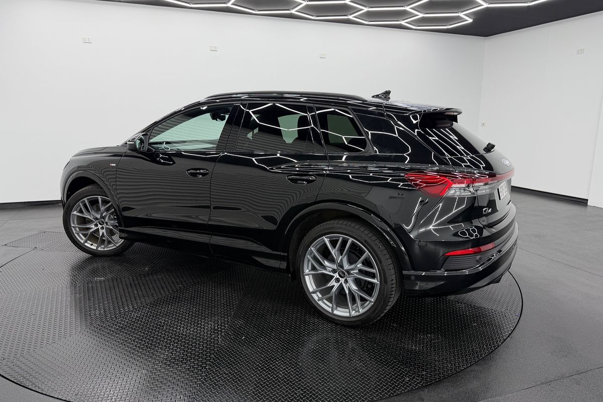 2024 Audi Q4 e-tron 55 F4