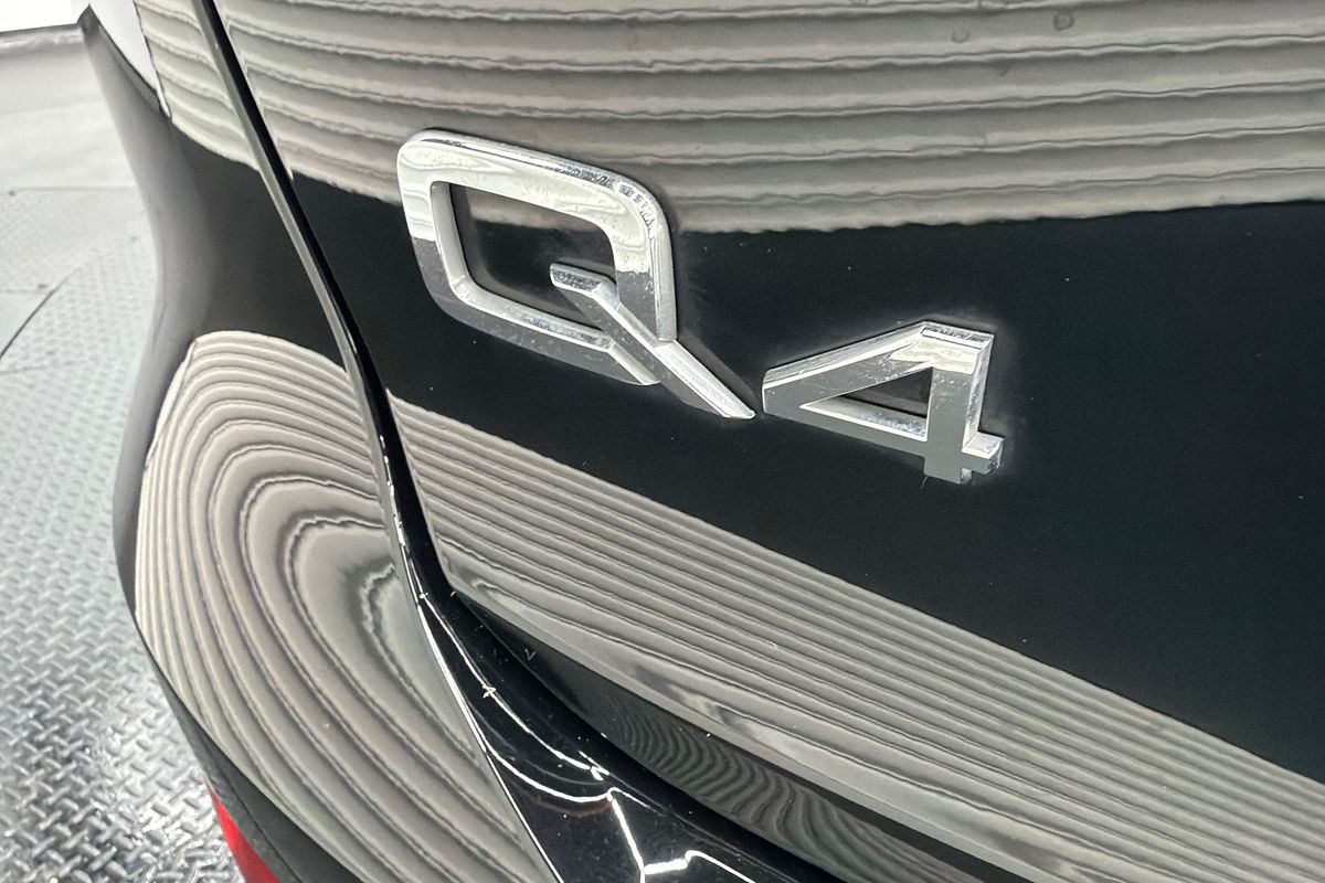 2024 Audi Q4 e-tron 55 F4