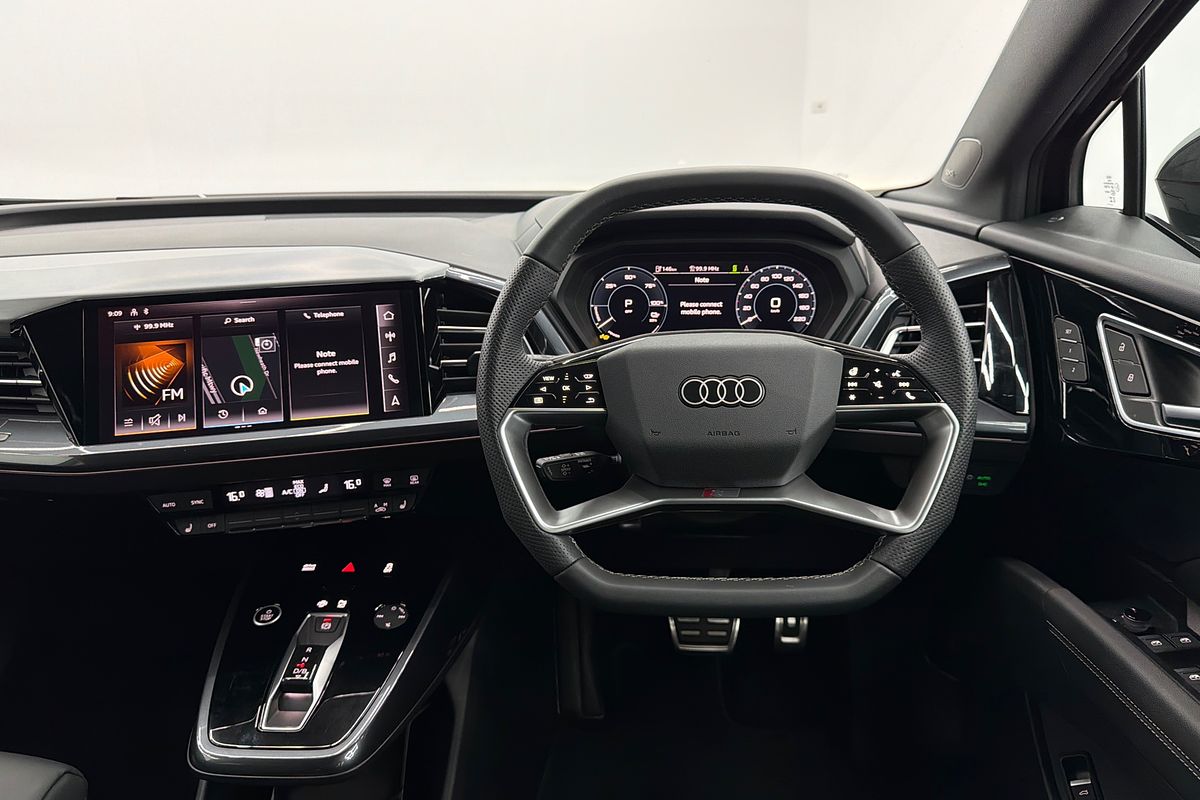 2024 Audi Q4 e-tron 55 F4
