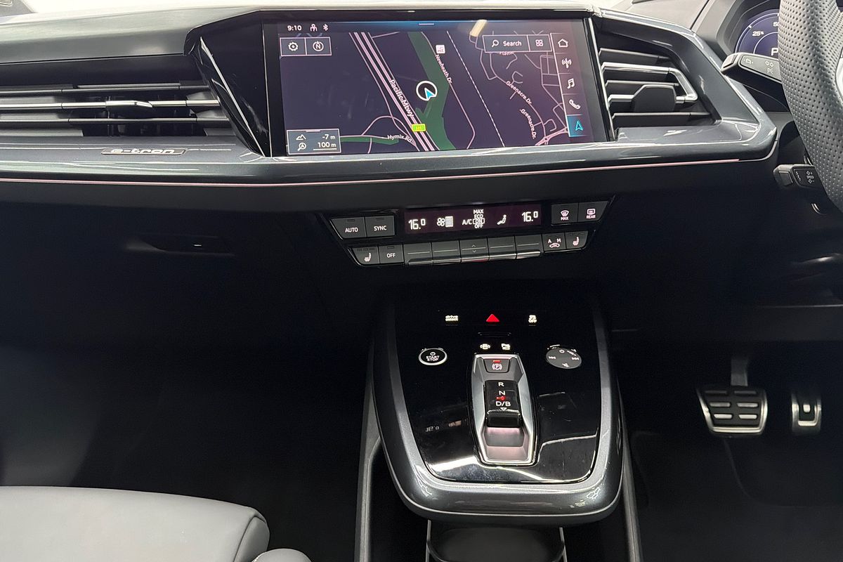 2024 Audi Q4 e-tron 55 F4