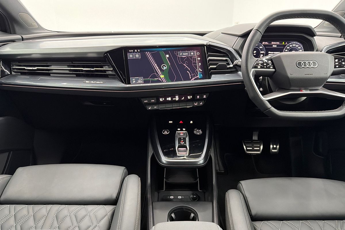 2024 Audi Q4 e-tron 55 F4