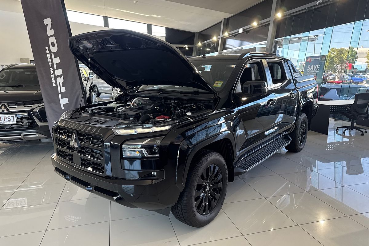 2025 Mitsubishi Triton GSR MV 4X4