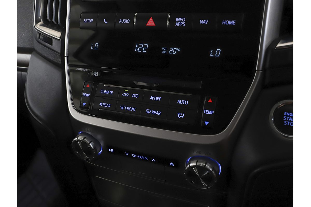 Landcruiser Wagon Sahara 4.5L T Diesel Automatic 5450790 003