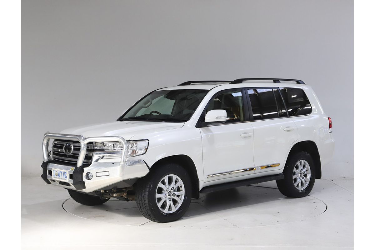 Landcruiser Wagon Sahara 4.5L T Diesel Automatic 5450790 003