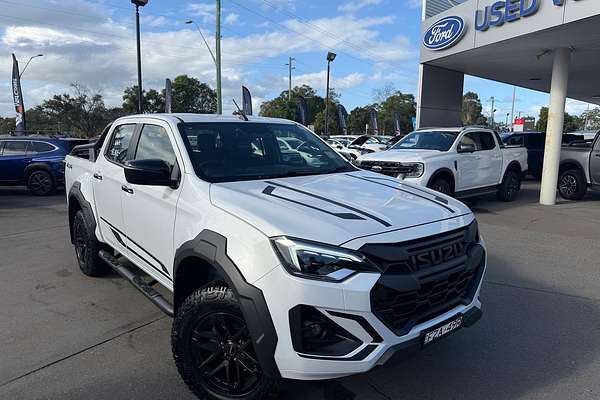 2025 Isuzu D-MAX BLADE 4X4