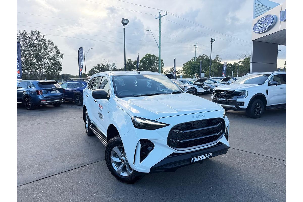 2025 Isuzu MU-X LS-M