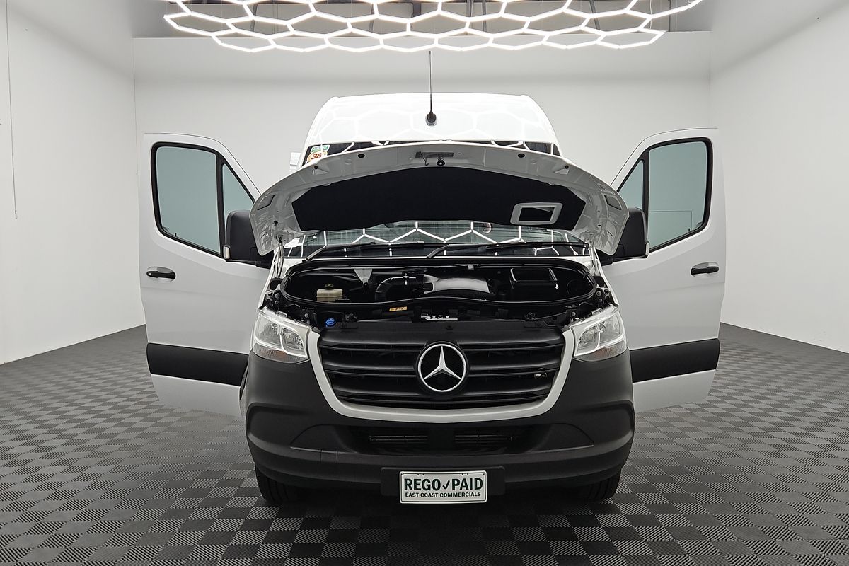 2021 Mercedes-Benz Sprinter 311CDI VS30 SWB Low Roof