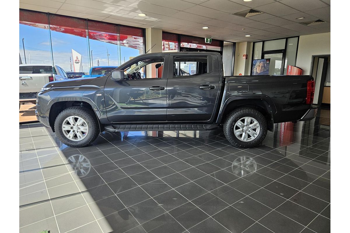 2025 Mitsubishi Triton GLX+ MV 4X4