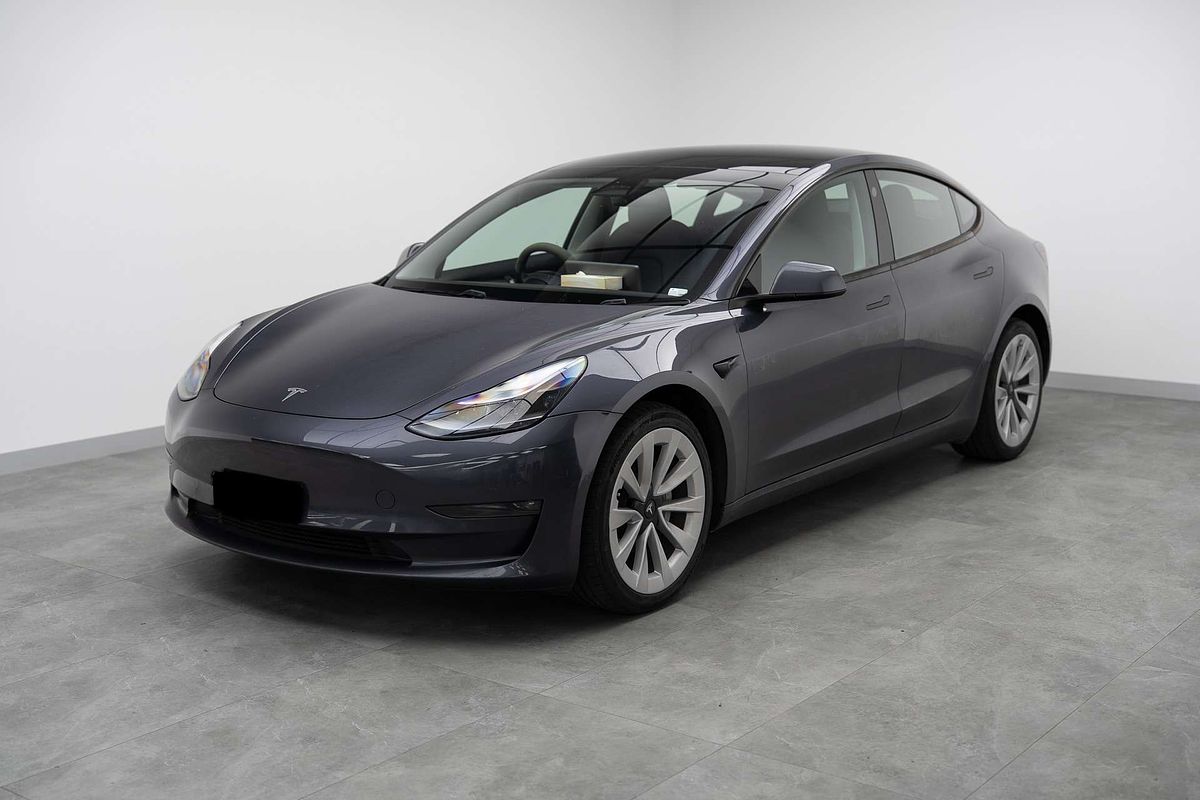 2022 Tesla Model 3 Long Range