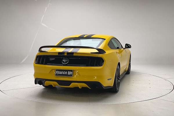 2016 Ford Mustang FM thumb-7