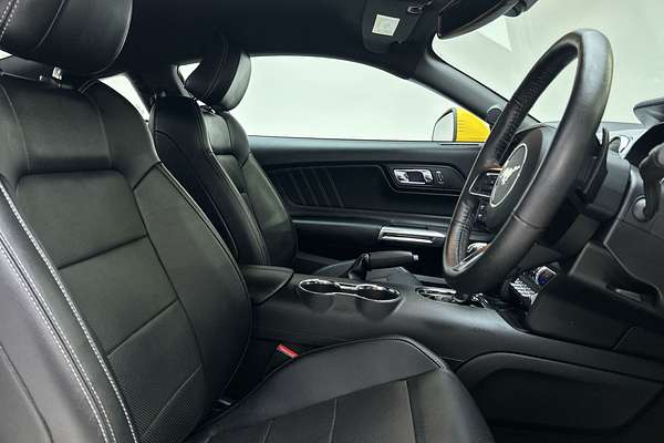 2016 Ford Mustang FM thumb-12