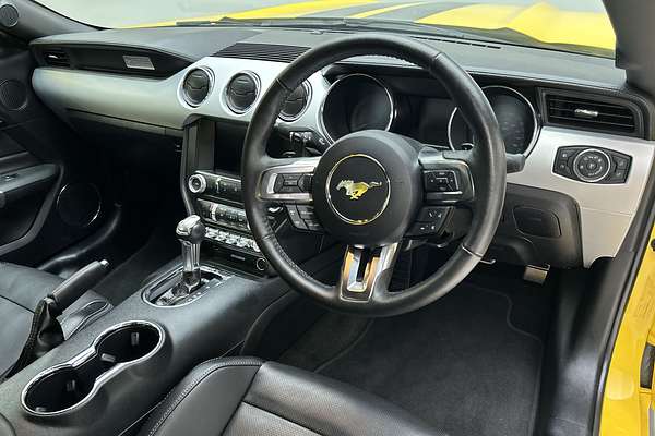 2016 Ford Mustang FM thumb-19