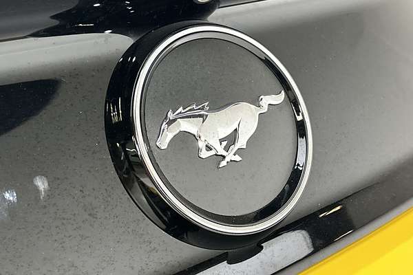 2016 Ford Mustang FM thumb-21