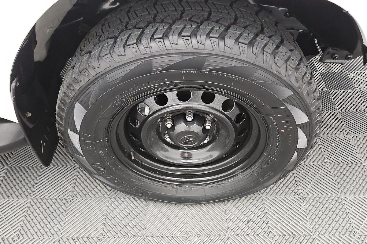 2019 Toyota Hilux SR GUN126R 4X4