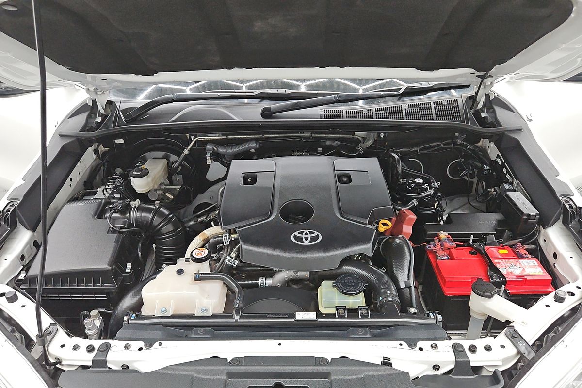 2019 Toyota Hilux SR GUN126R 4X4