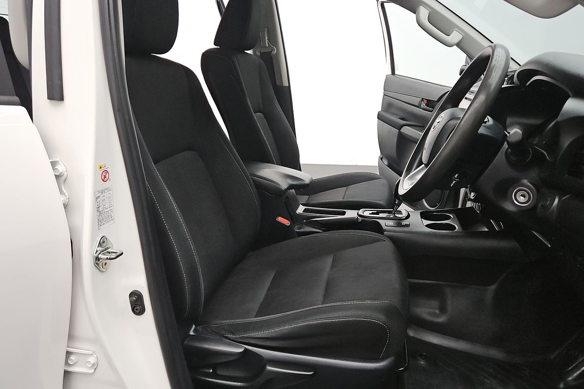 2019 Toyota Hilux SR GUN126R 4X4