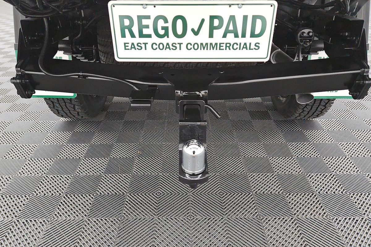 2019 Toyota Hilux SR GUN126R 4X4