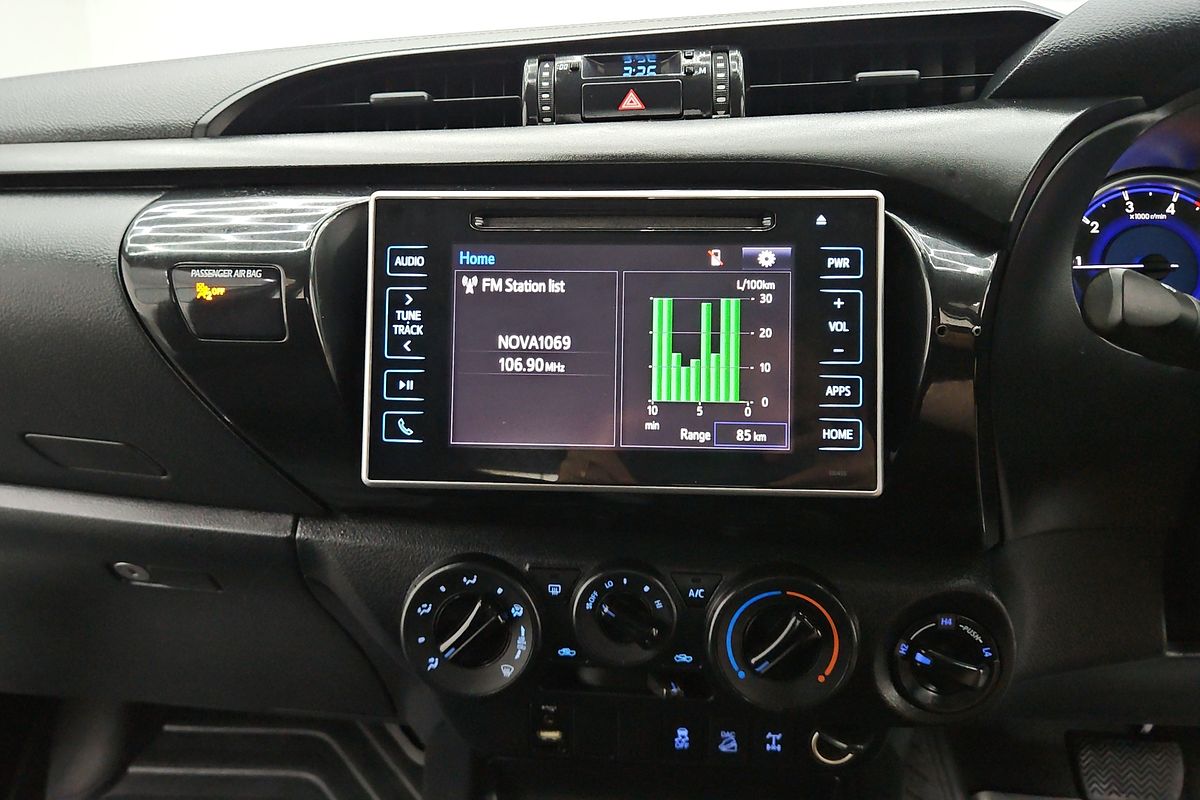 2019 Toyota Hilux SR GUN126R 4X4