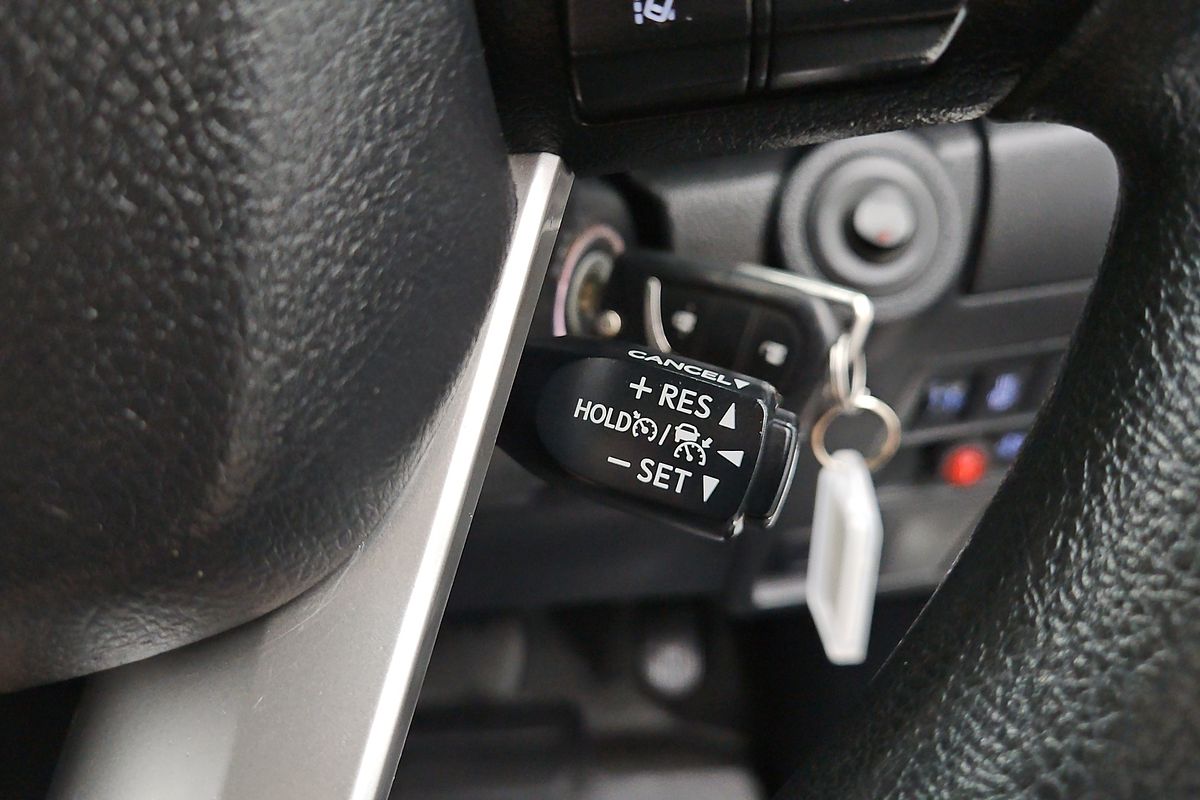 2019 Toyota Hilux SR GUN126R 4X4