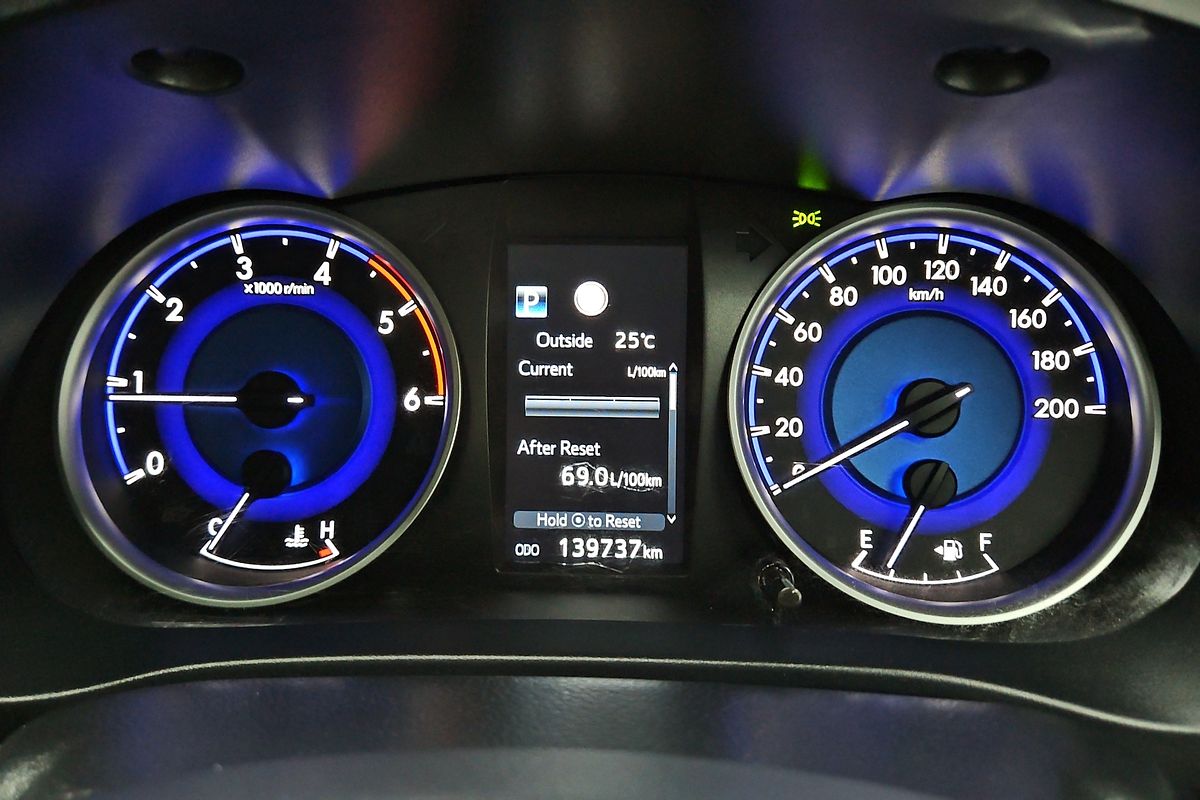 2019 Toyota Hilux SR GUN126R 4X4