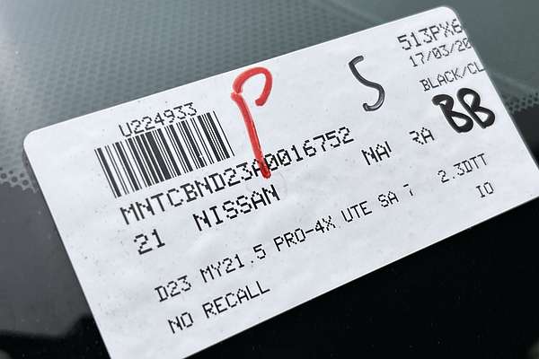 2021 Nissan Navara PRO-4X D23 4X4 thumb-23